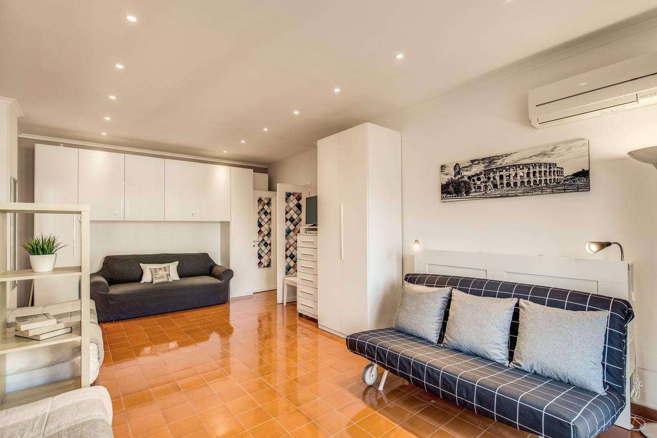 Rome4Guest Ostia 2 Apartment Екстериор снимка